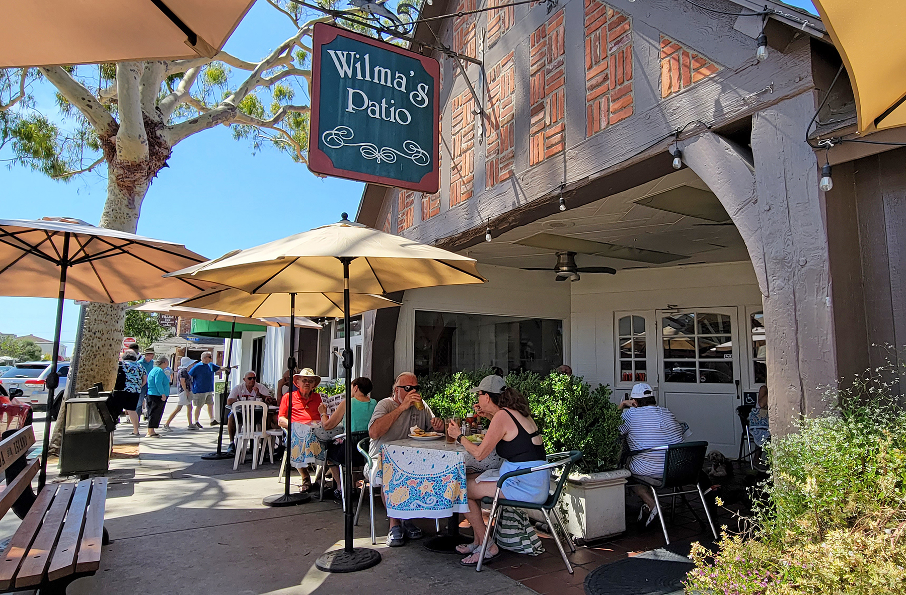 New Dining Experience Opens Doors In Newport Beach January